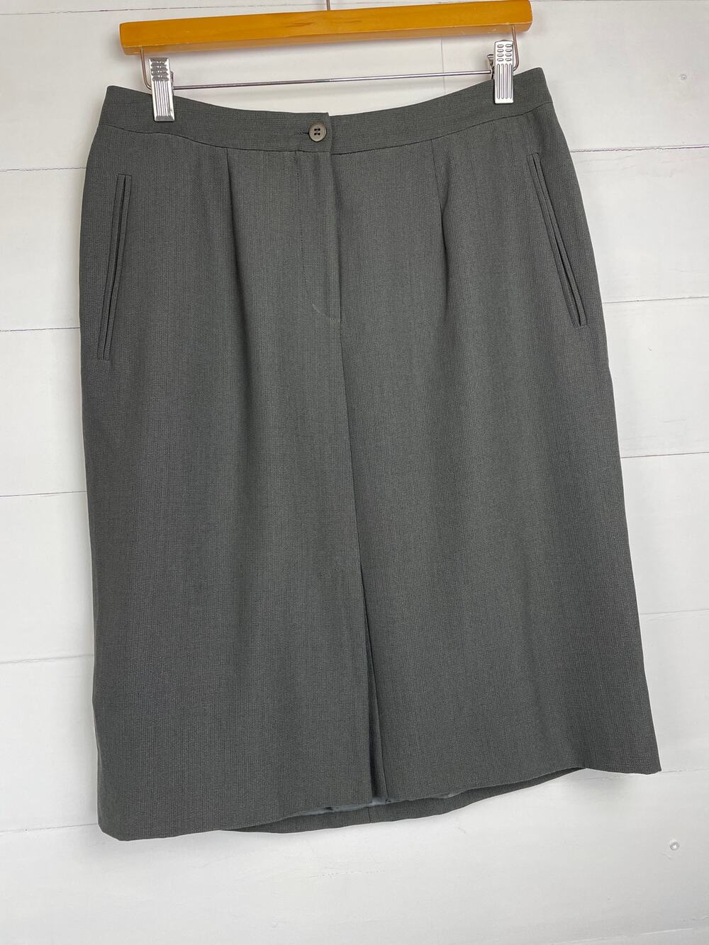 Vntg 90s Giorgio Armani Black Label TailoredMidi Skirt Gray Pockets Italy Sz 48